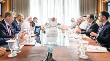 إشادة طحنون بن زايد بخطط إم جي إكس لبناء منظومة ذكاء اصطناعي عالمية